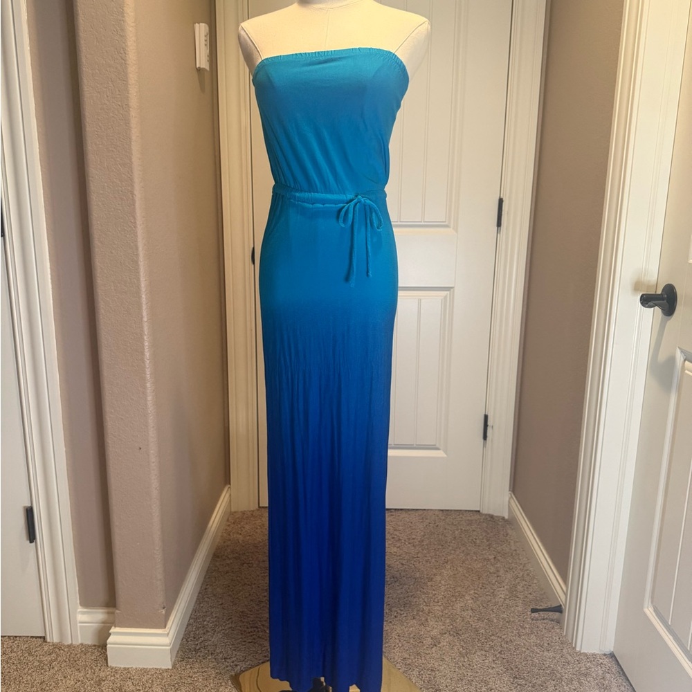 Old Navy Strapless Dress in Blue Ombre